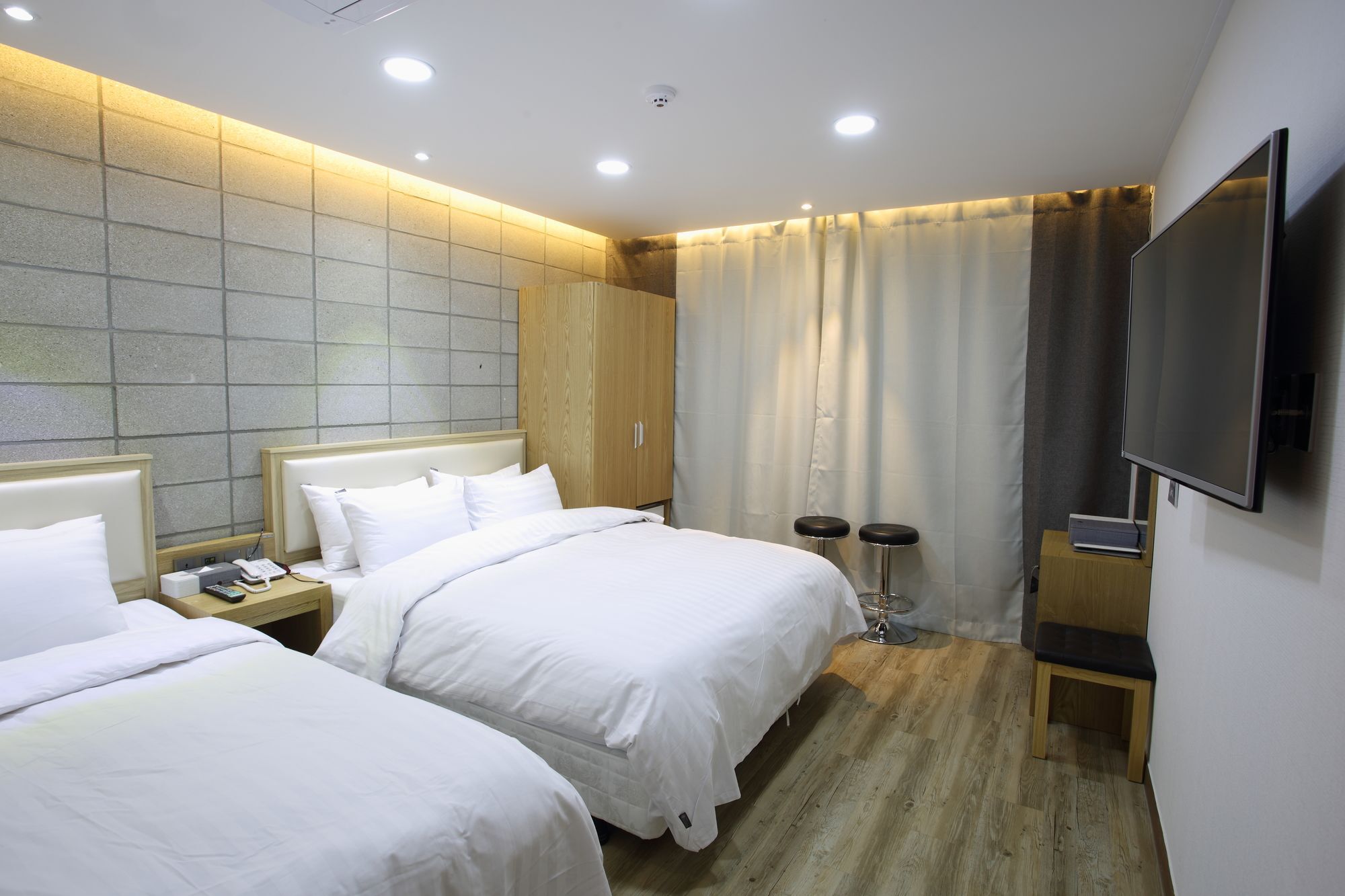Diamond Tourist Hotel Inchon Exterior foto